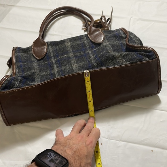 Awesome bag for Fall! Blue, grey & charcoal pattern with accent of brown leather - Picture 5 of 11